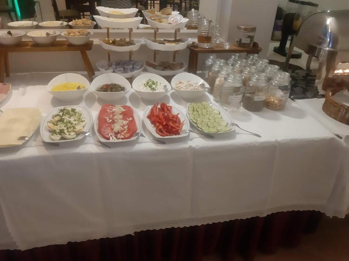 Hotel & Restauracja Glass 라돔 외부 사진